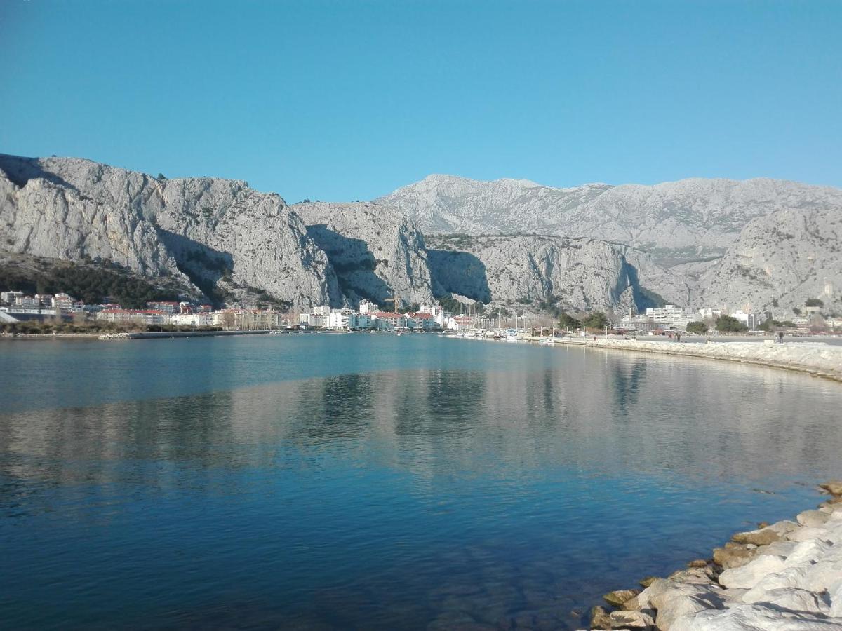 Apartment Zizi Omis Exterior photo